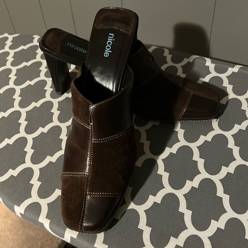 Brown dress heeled clogs, size 11, patchwork